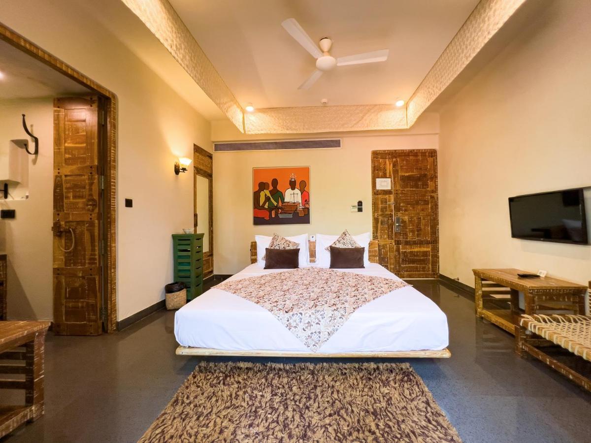 3102Bce - A Vedic Resort Vagator Luaran gambar